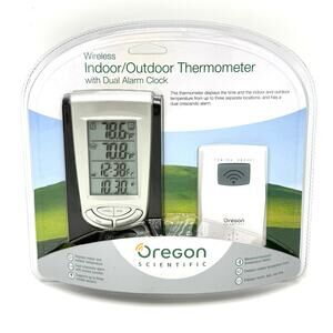 Oregon Scientific Wireless Indoor Outdoor Thermometer with Dual Alarm Clock NEW